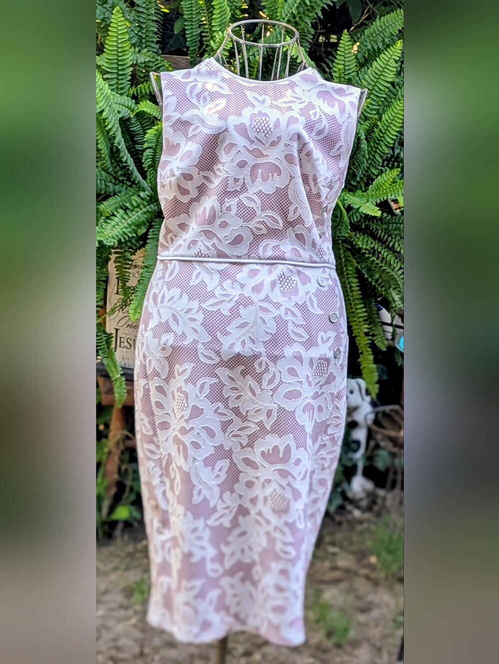 Kate & Lily sleeveless pink/ white floral lace dress sz 12